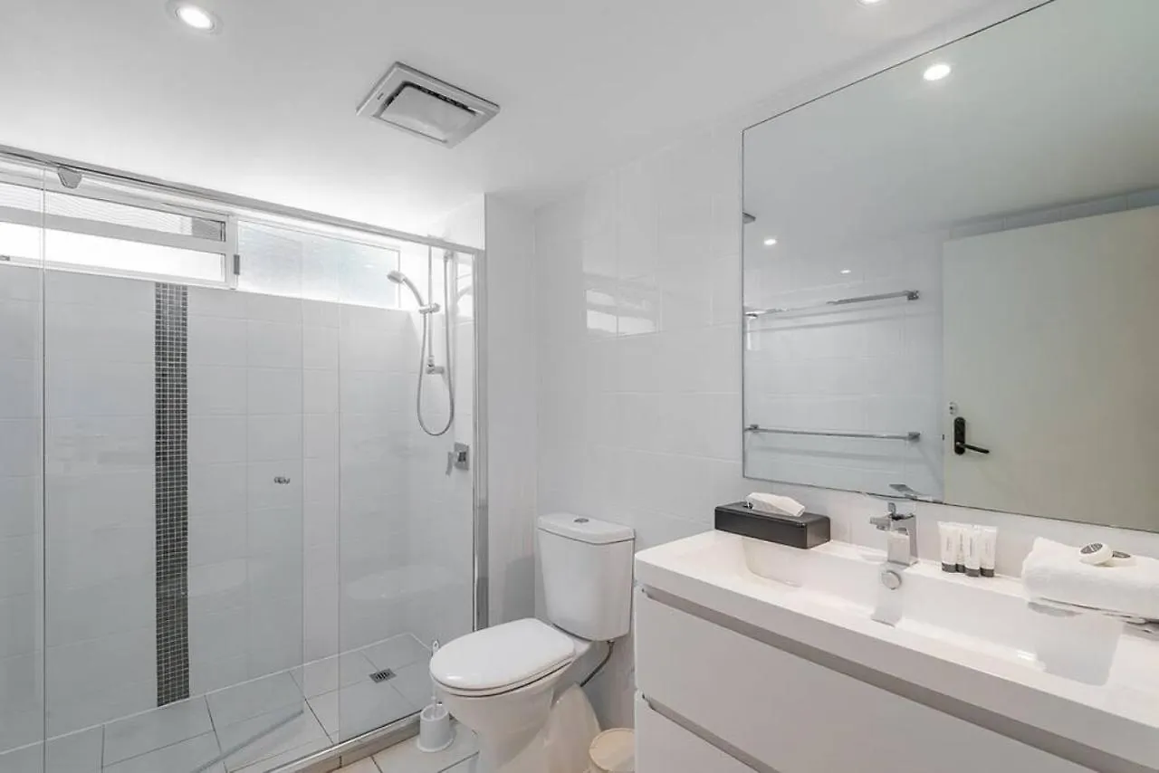 3Bh Stunning Views Heart Of Noosa Apartment